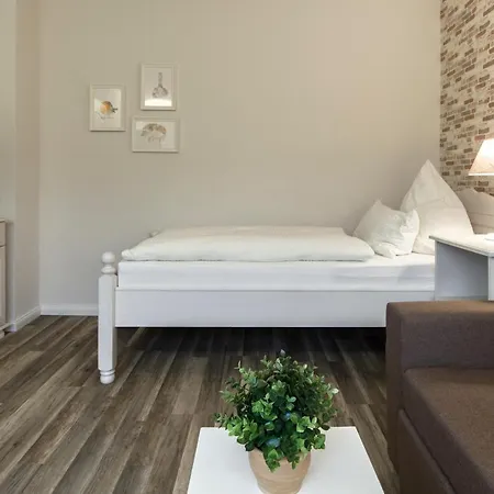 - Dorfperle * Borstel (Sulfeld)